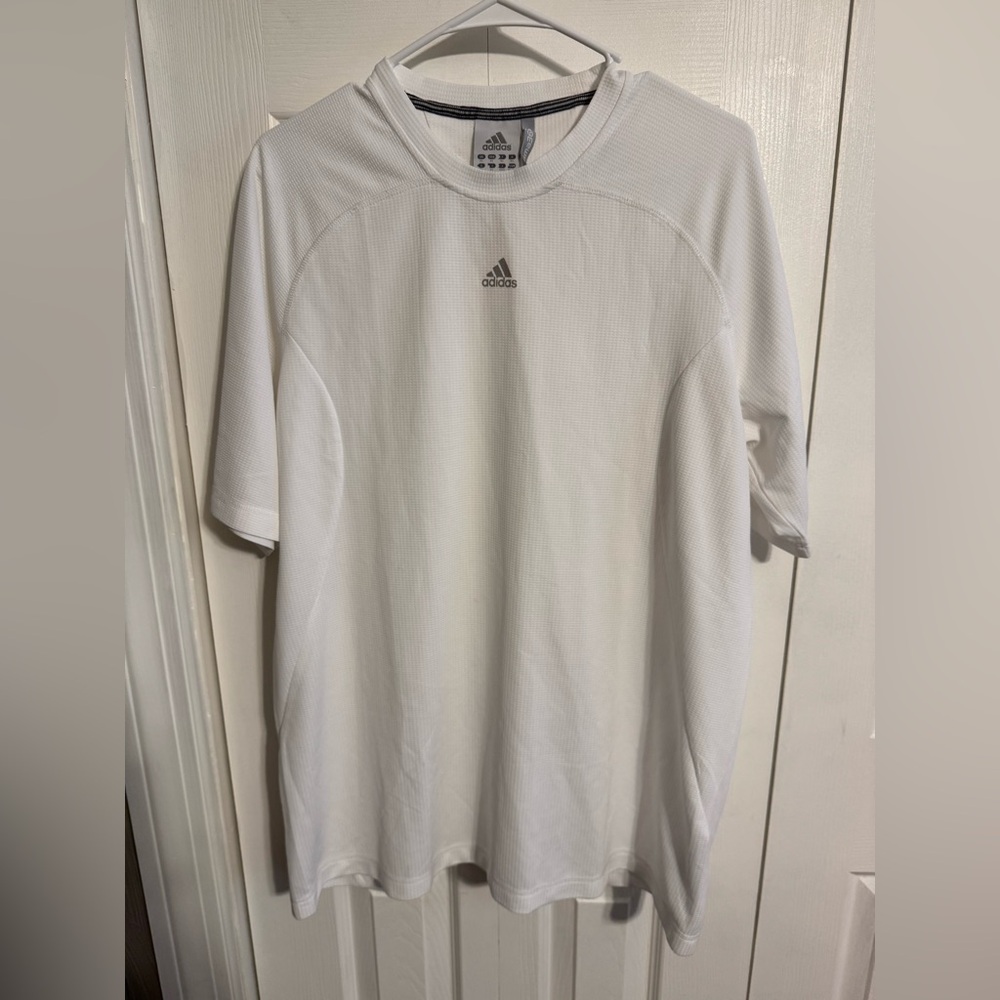 Adidas men’s XL short sleeve shirt white